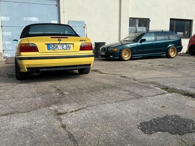 BMW 323
