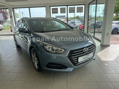 gebraucht Hyundai i40 cw blue Premium Scheckheft/Panorama/AHK/VOLL