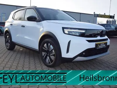 Nuova Opel Frontera 145 CV (106 kW) 2026 Bianco SUV