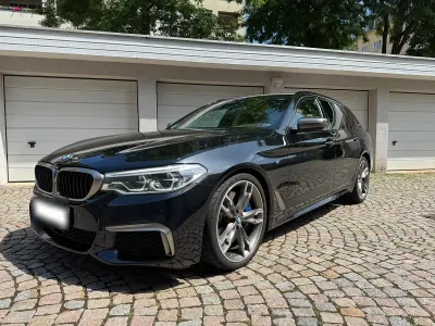 Gebraucht BMW M550 Shadowline 400 PS (294 kW) 2019 Schwarz Limousine