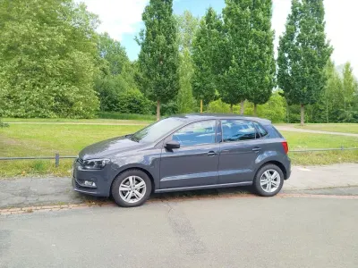 Gebraucht VW Polo 60 PS (44 kW) 2015 Grau Limousine