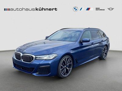 Gebraucht BMW 530 M Sport 286 PS (210 kW) 2020 Phytonicblau metallic Kombi