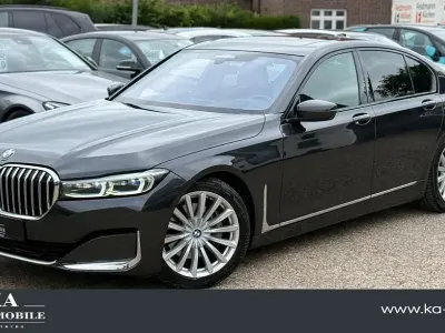Gebraucht BMW 730 Shadowline 286 PS (210 kW) 2022 Grau Limousine