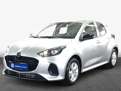 Grau Neu 2025 Mazda 2 Center-Line Limousine | 22.401 € (Fairer Preis)