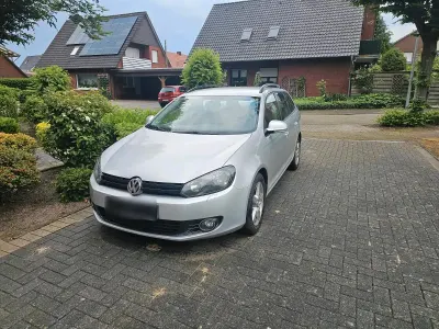 Gebraucht VW Golf VI 105 PS (77 kW) 2010 Grau Kleinwagen