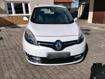 Gebraucht Renault Scenic E-Tech 132 PS (97 kW) 2013 Weiß Kleinwagen
