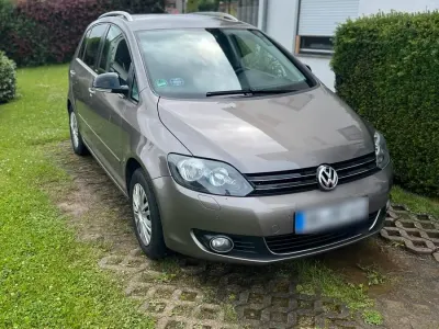 Gebraucht VW Golf VI 105 PS (77 kW) 2012 Braun Kleinwagen