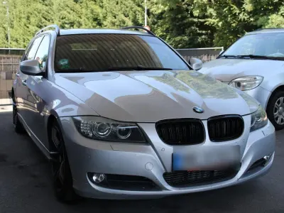 Gebraucht BMW 320 Sport Line 177 PS (130 kW) 2009 Silber Kombi