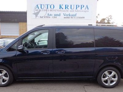 Gebraucht Mercedes V220 Edition 163 PS (119 kW) 2022 Blau Van / Kleinbus