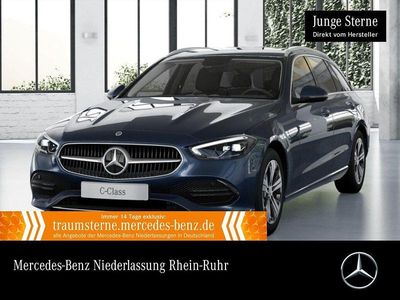 Gebraucht Mercedes C200 Avantgarde 163 PS (119 kW) 2023 Blau Limousine