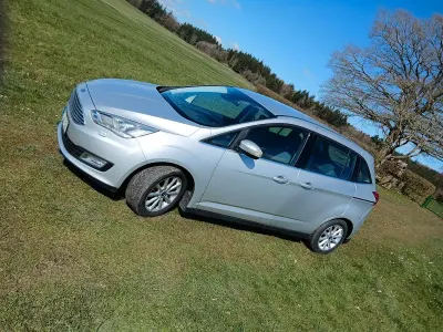 Gebraucht Ford Grand C-Max Titanium 150 PS (110 kW) 2018 Silber Van / Kleinbus