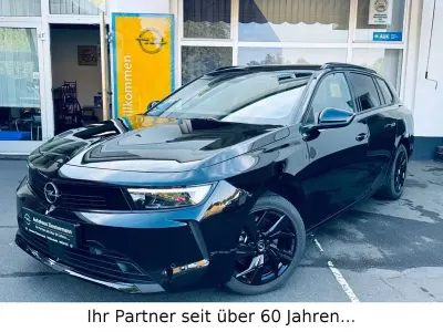Gebraucht Opel Astra 131 PS (96 kW) 2025 Schwarz Kleinwagen