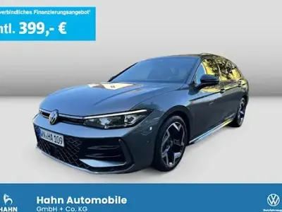 Gebraucht VW Passat Style 150 PS (110 kW) 2025 Diabasgrau metallic Kombi