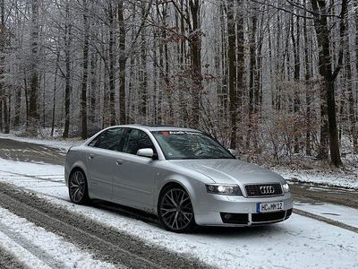 Schwarz Gebraucht 2003 Audi A4 Ambiente Limousine | 5.500 € (Fairer Preis)
