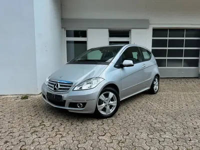 Gebraucht Mercedes A150 Avantgarde 95 PS (69 kW) 2009 Silber Limousine