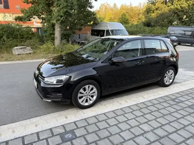 Gebraucht VW Golf VII 105 PS (77 kW) 2014 Schwarz Limousine