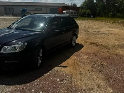 Gebraucht Skoda Octavia vRS 200 PS (147 kW) 2012 Schwarz Kombi