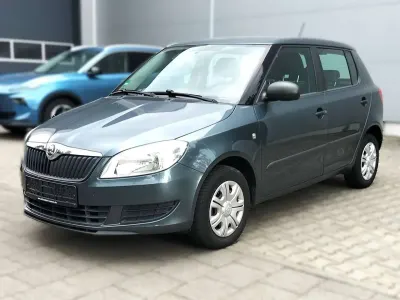 Gebraucht Skoda Fabia 60 PS (44 kW) 2015 Grau Limousine