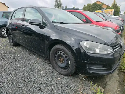 Używany VW Golf VII 105 KM (77 kW) 2013 Czarny Sedan/Limuzyna