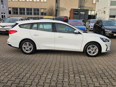 Gebraucht Ford Focus 120 PS (88 kW) 2021 Weiß Limousine