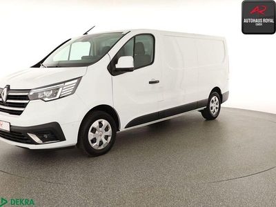 Second-hand Renault Trafic 131 CP (96 kW) 2023 Alb Monovolum