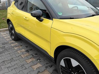 Gebraucht Volvo EX30 Plus 200 kW (272 PS) 2025 Gelb SUV