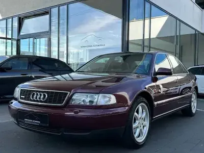 Gebraucht Audi A8 174 PS (127 kW) 1996 Rot Limousine