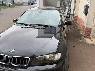 Gebraucht BMW 318 115 PS (84 kW) 2004 Schwarz Limousine