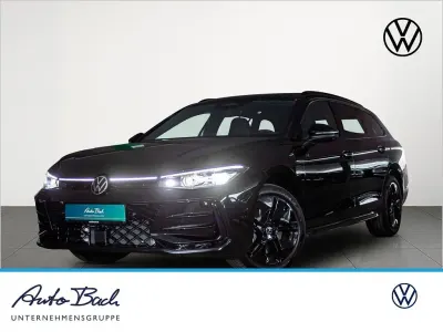 Gebraucht VW Passat R-line 193 PS (141 kW) 2026 Schwarz Kombi