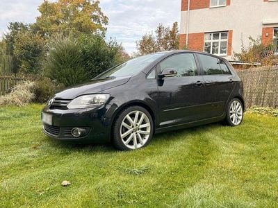 Gebraucht VW Golf Plus Cross Highline 160 PS (117 kW) 2010 Schwarz Van / Kleinbus