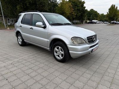 Mercedes ML270