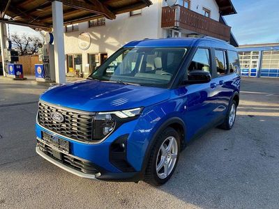 Blau Gebraucht 2024 Ford Tourneo Courier Active Van / Kleinbus | 27.500 € (Fairer Preis)