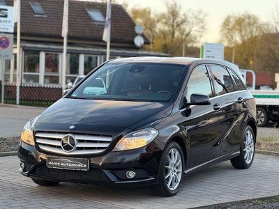 Gebraucht Mercedes B250 211 PS (155 kW) 2012 Schwarz Van / Kleinbus