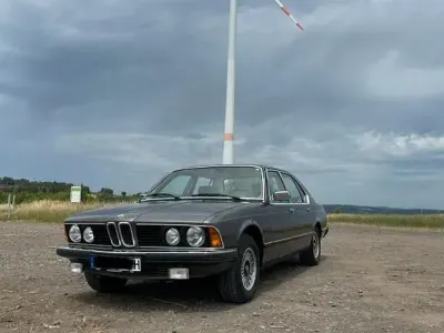 Gebraucht BMW 728 184 PS (135 kW) 1979 Grau Limousine