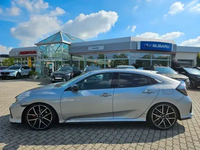 Gebraucht Honda Civic Prestige 182 PS (133 kW) 2018 Silber Limousine