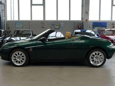 Gebraucht Alfa Romeo Spider 192 PS (141 kW) 1997 Verde tropico Cabrio