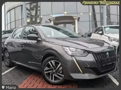 Usata Peugeot 208 96 CV (70 kW) 2023 Grigio Utilitaria