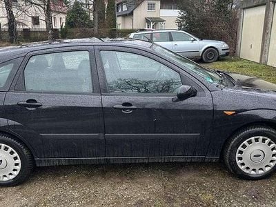 Usata Ford Focus 101 CV (74 kW) 2004 Nero Berlina