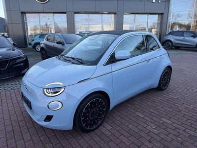 Gebraucht Fiat 500e La Prima 86 kW (118 PS) 2021 Blau Cabrio
