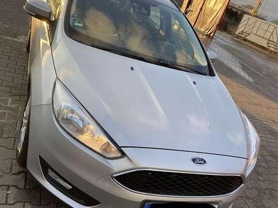 Second-hand Ford Focus 120 CP (88 kW) 2018 Argintiu Break