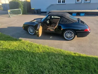 Gebraucht Porsche 911 Carrera 4 286 PS (210 kW) 1997 Schwarz Cabrio