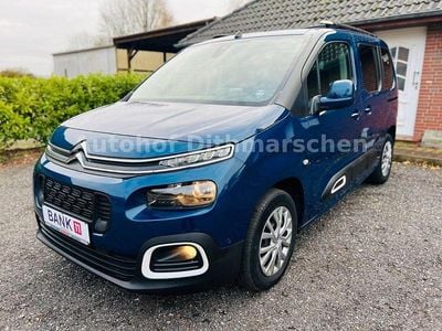 Blau Gebraucht 2019 Citroën Berlingo Shine Van / Kleinbus | 15.999 € (Superpreis)