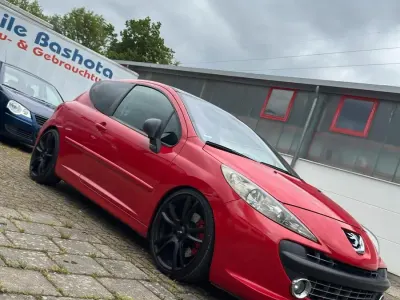 Gebraucht Peugeot 207 GTi 177 PS (130 kW) 2003 Rot Coupé