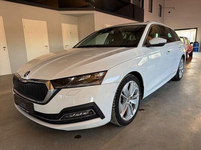 Weiß Gebraucht 2022 Skoda Octavia Style Kombi | 21.950 € (Fairer Preis)