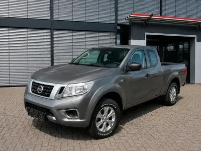 Gebraucht Nissan Navara Visia 163 PS (119 kW) 2016 Grau Pickup