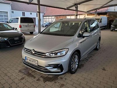 Neu VW Touran Comfortline 150 PS (110 kW) 2026 Oyster silver metallic Van / Kleinbus