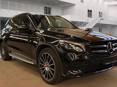 Schwarz Gebraucht 2018 Mercedes GLC250 AMG SUV | 25.999 € (Fairer Preis)