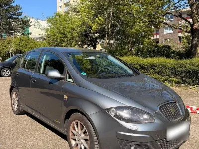 Gebraucht Seat Altea Ecomotive 105 PS (77 kW) 2013 Grau Van / Kleinbus