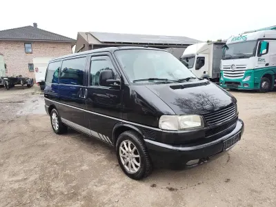 Usado VW T4 102 HP (75 kW) 2002 Preto Van