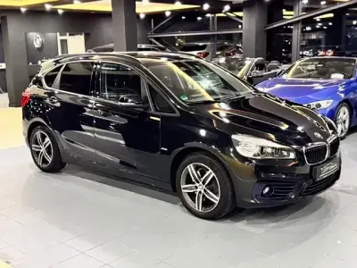 Używany BMW 220 Performance 190 KM (139 kW) 2015 Czarny Sedan/Limuzyna